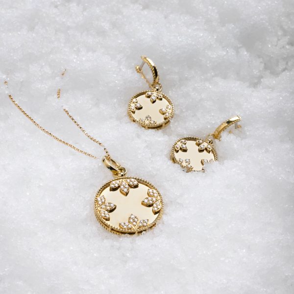 VENETIAN MEDALLIONS COLLAR WITH DIAMONDS