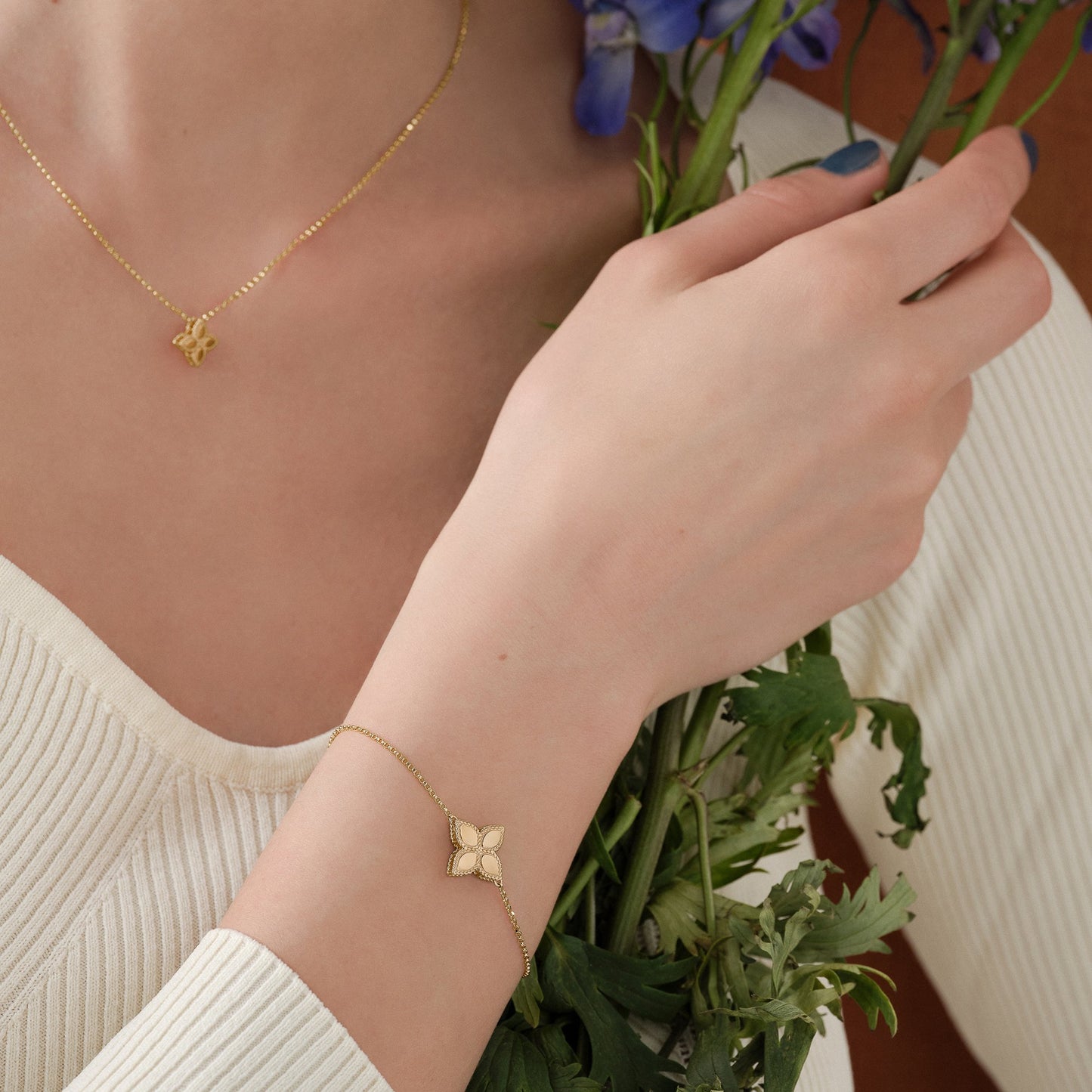 PRINCESS FLOWER BRACELET