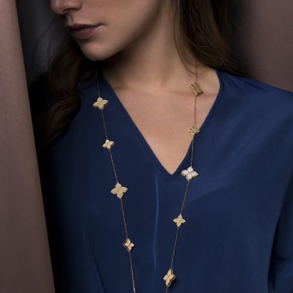 PRINCESS FLOWER NECKLACE WITH DIAMONDS