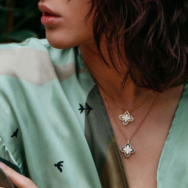 PRINCESS FLOWER NECKLACE  WITH DIAMONDS