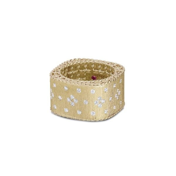PRINCESS RING WITH DIAMONDS