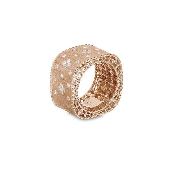 PRINCESS RING WITH DIAMONDS